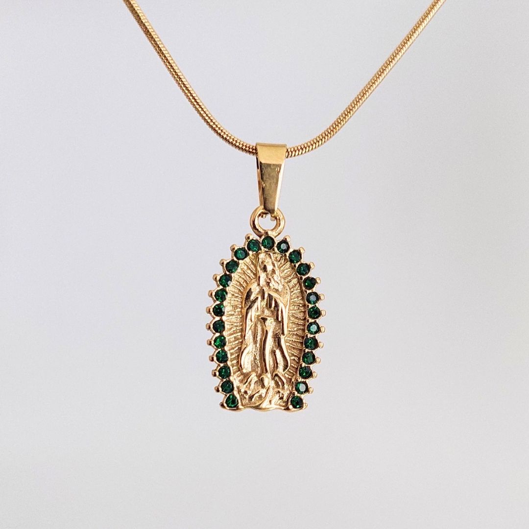 Dije Virgen Esmeralda