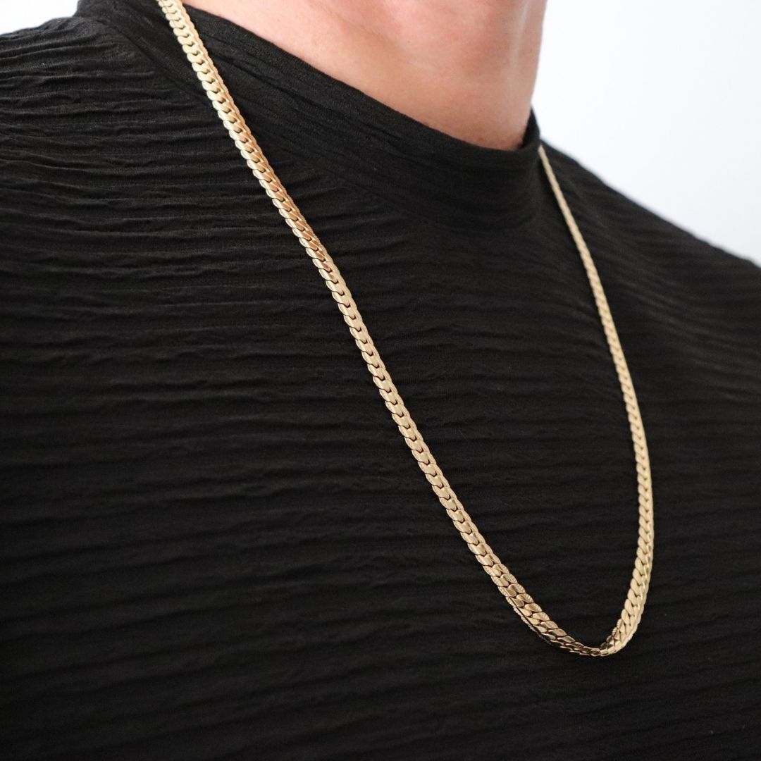 Cadena Grabada 6 mm – Oro Laminado 18K (65 cm)