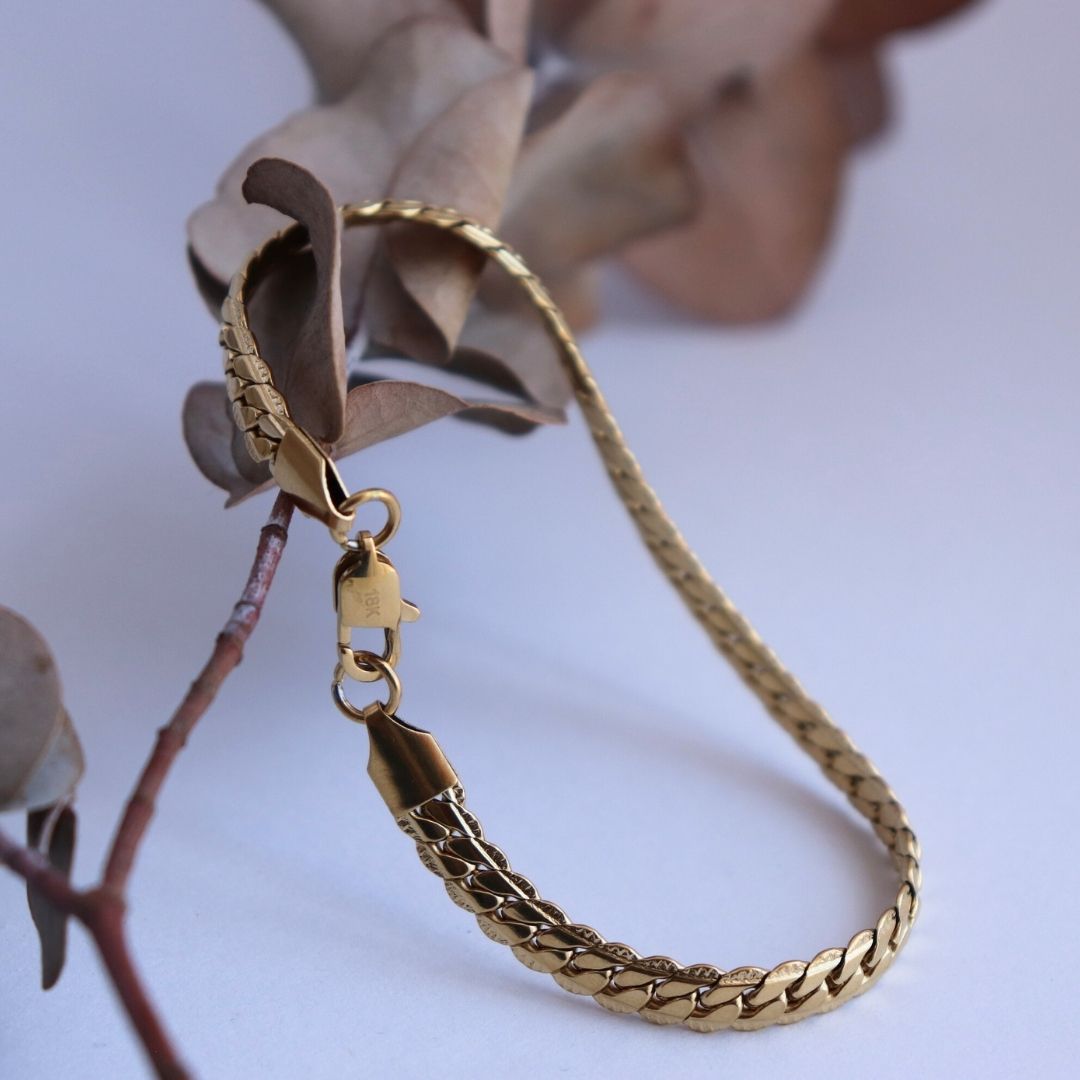 Pulsera Grabada 6 mm – Oro Laminado 18K (20 cm)