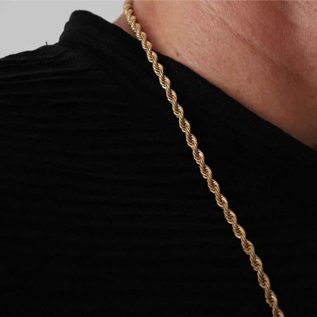 Cadena Lazo 4 mm – Oro Laminado 18K (65 cm)