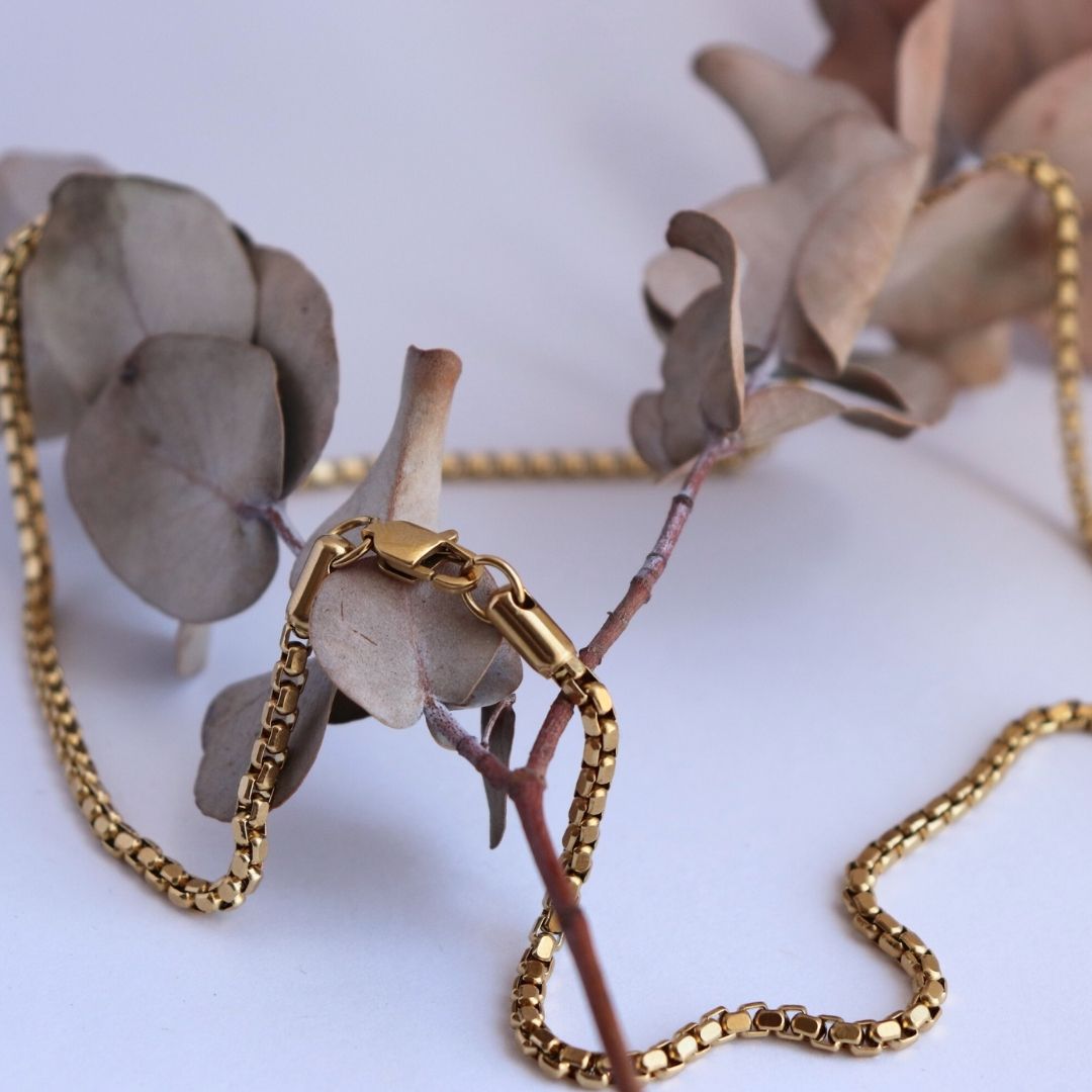 Cadena Veneciana 4 mm – Oro Laminado 18K (65 cm)